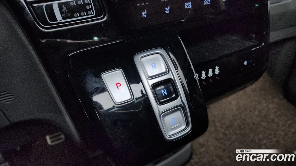 Hyundai Staria 2025 из KR, фото 9