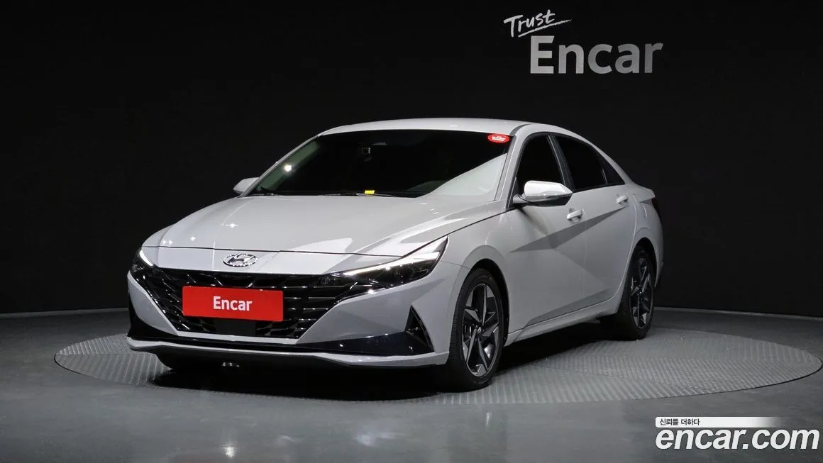 Hyundai AVANTE 2023 из KR, фото 1