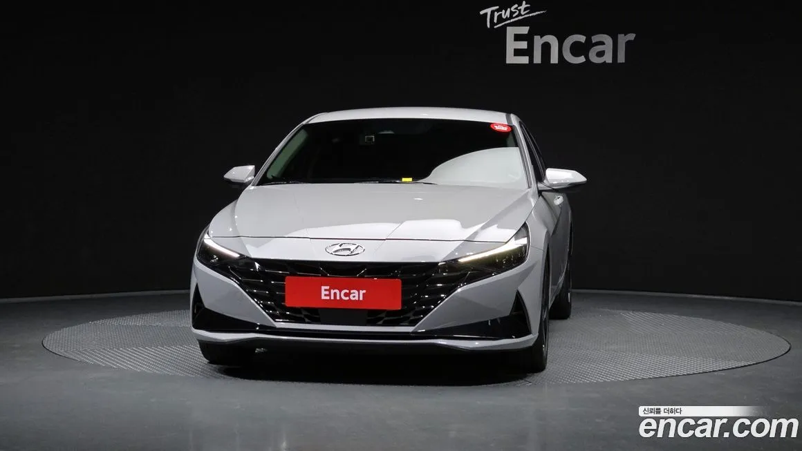 Hyundai AVANTE 2023 из KR, фото 3
