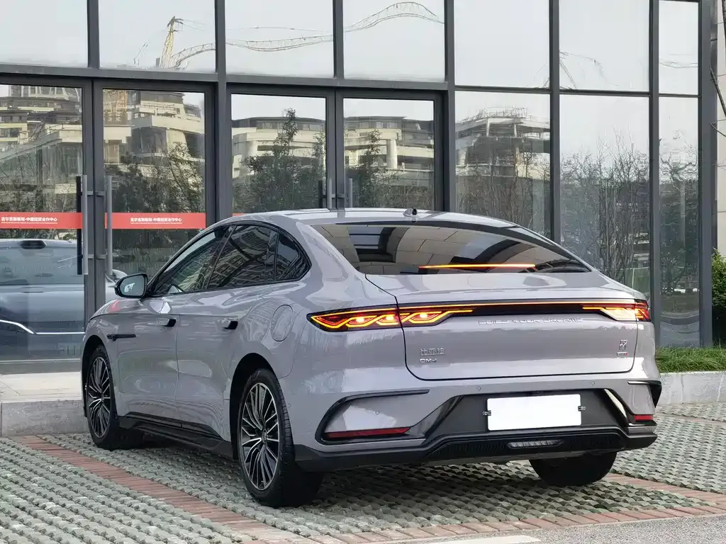 BYD Han 2025 из CN, фото 8