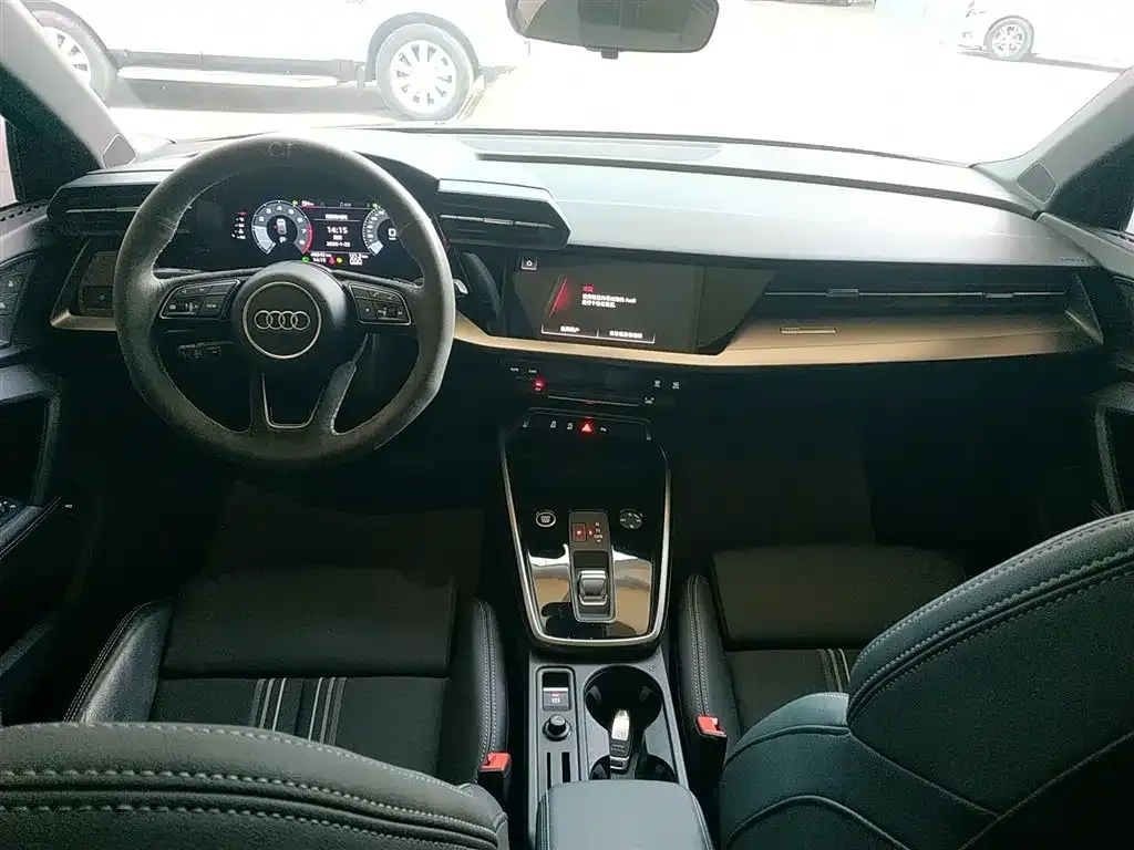 Audi A3 2021 из CN, фото 2