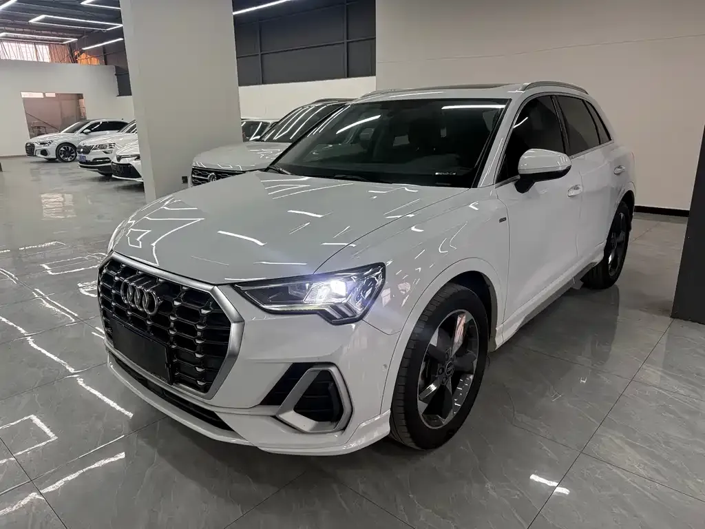Audi Q3 2022 из CN, фото 1