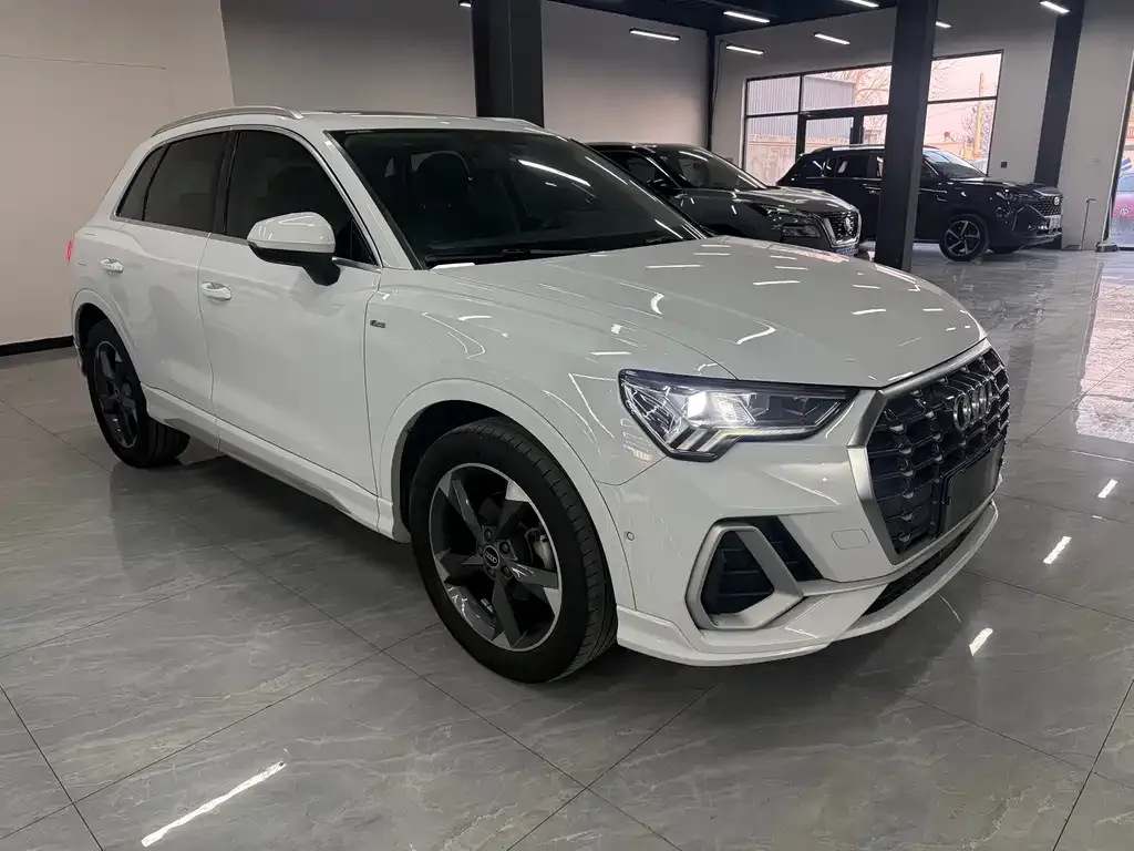 Audi Q3 2022 из CN, фото 4