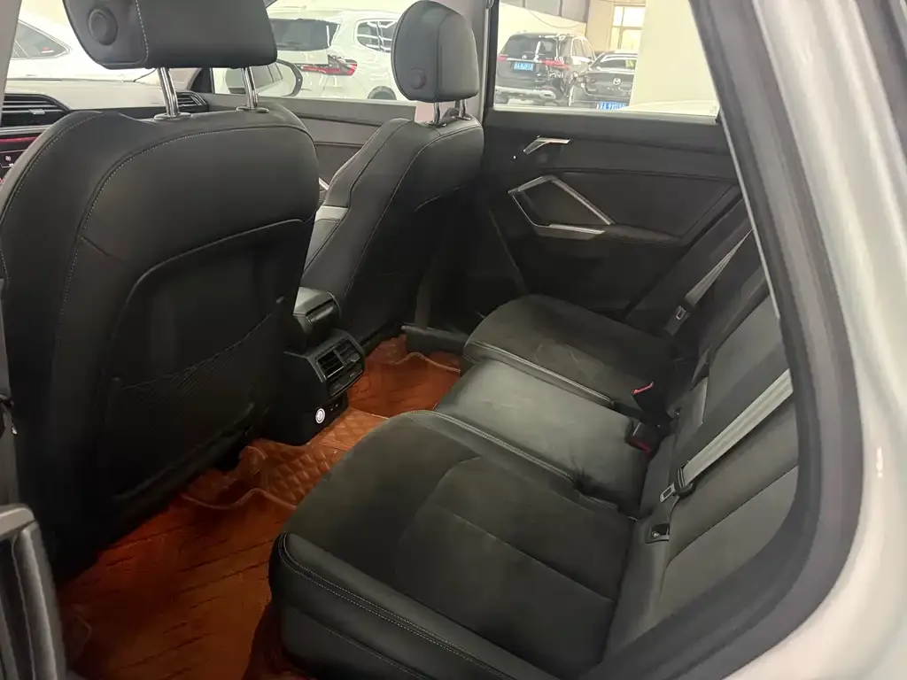 Audi Q3 2022 из CN, фото 2