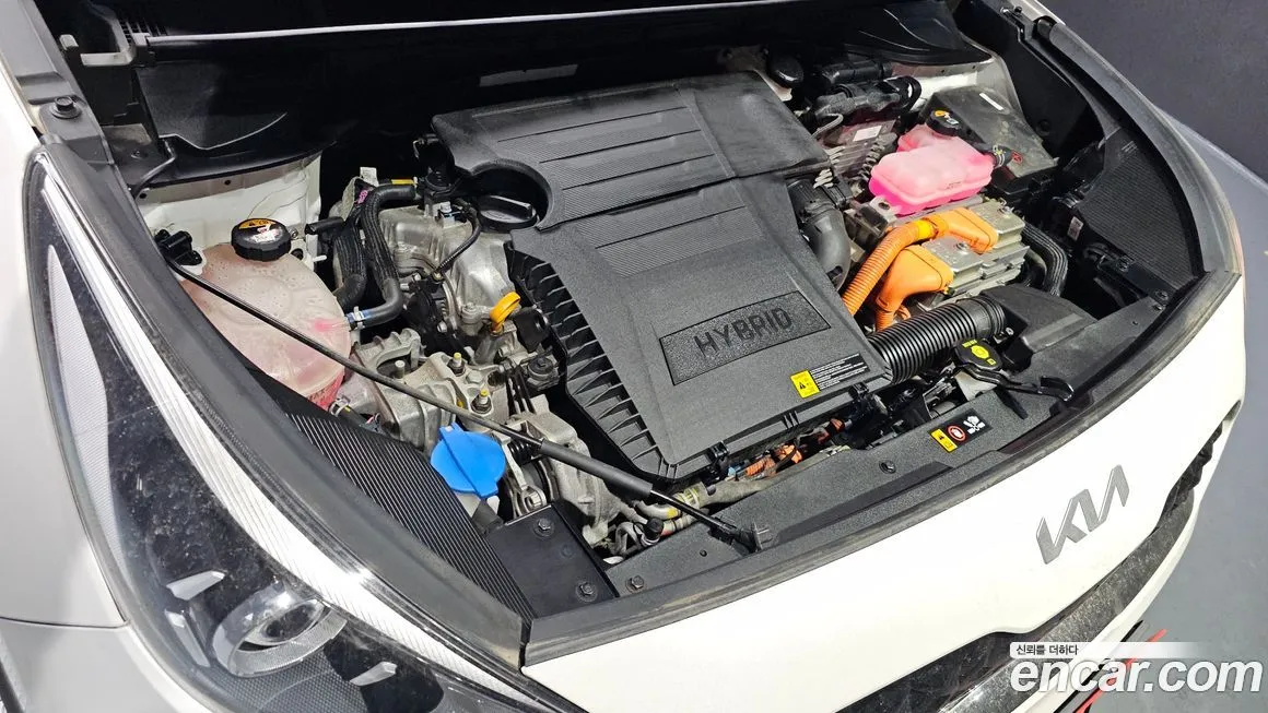 Kia Niro — фото 10