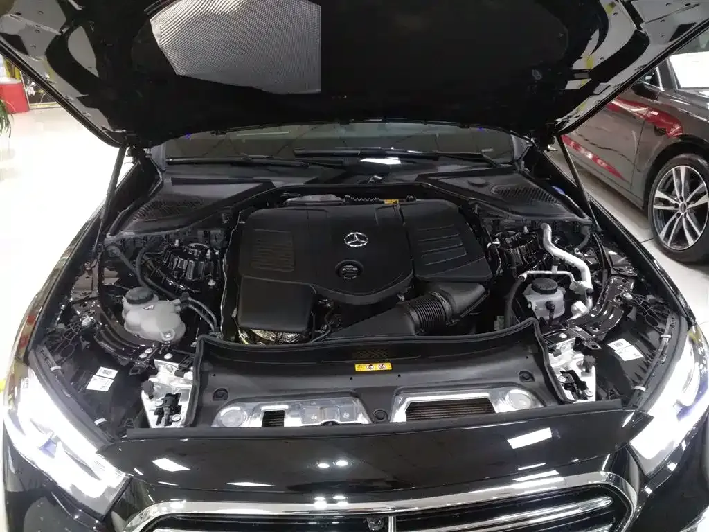 Mercedes-Benz E-Class 2024 из CN, фото 10