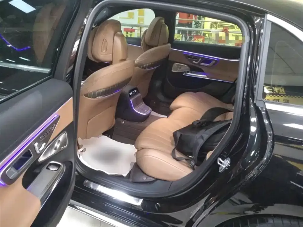 Mercedes-Benz E-Class 2024 из CN, фото 7