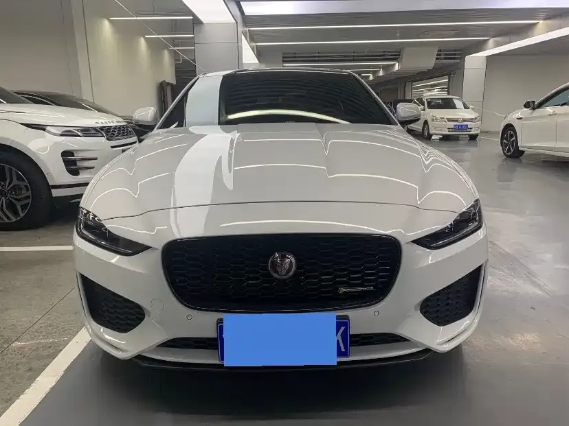 Jaguar XEL — фото 4