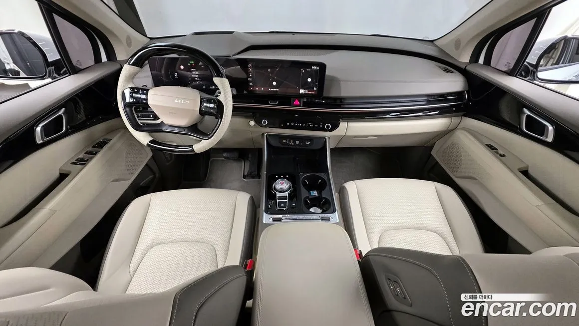 Kia Carnival — фото 6