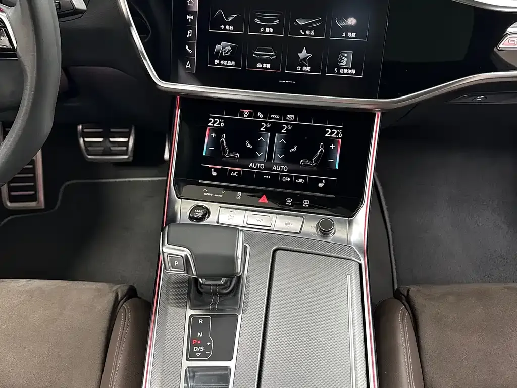 Audi A7L — фото 8