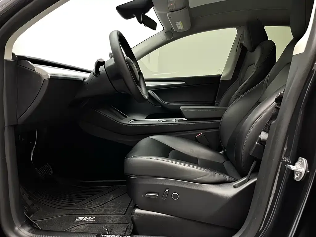 Tesla Model Y 2024 из CN, фото 10