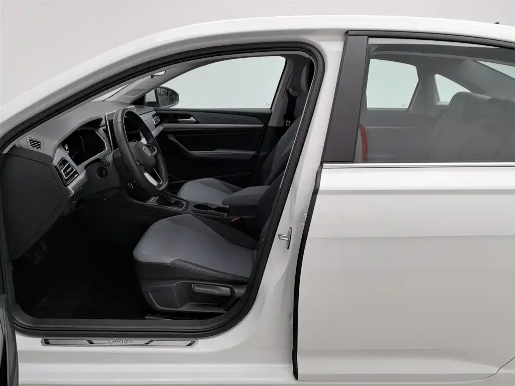 Volkswagen Lavida 2023 из CN, фото 3
