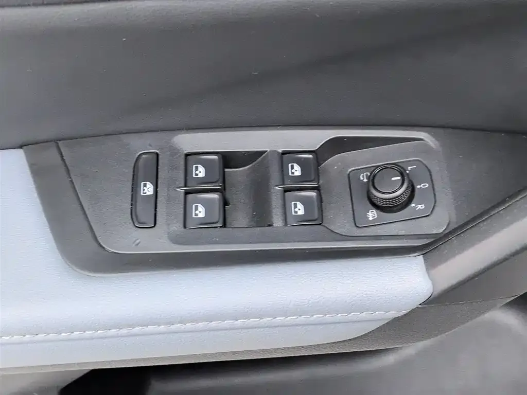 Volkswagen Lavida 2023 из CN, фото 8