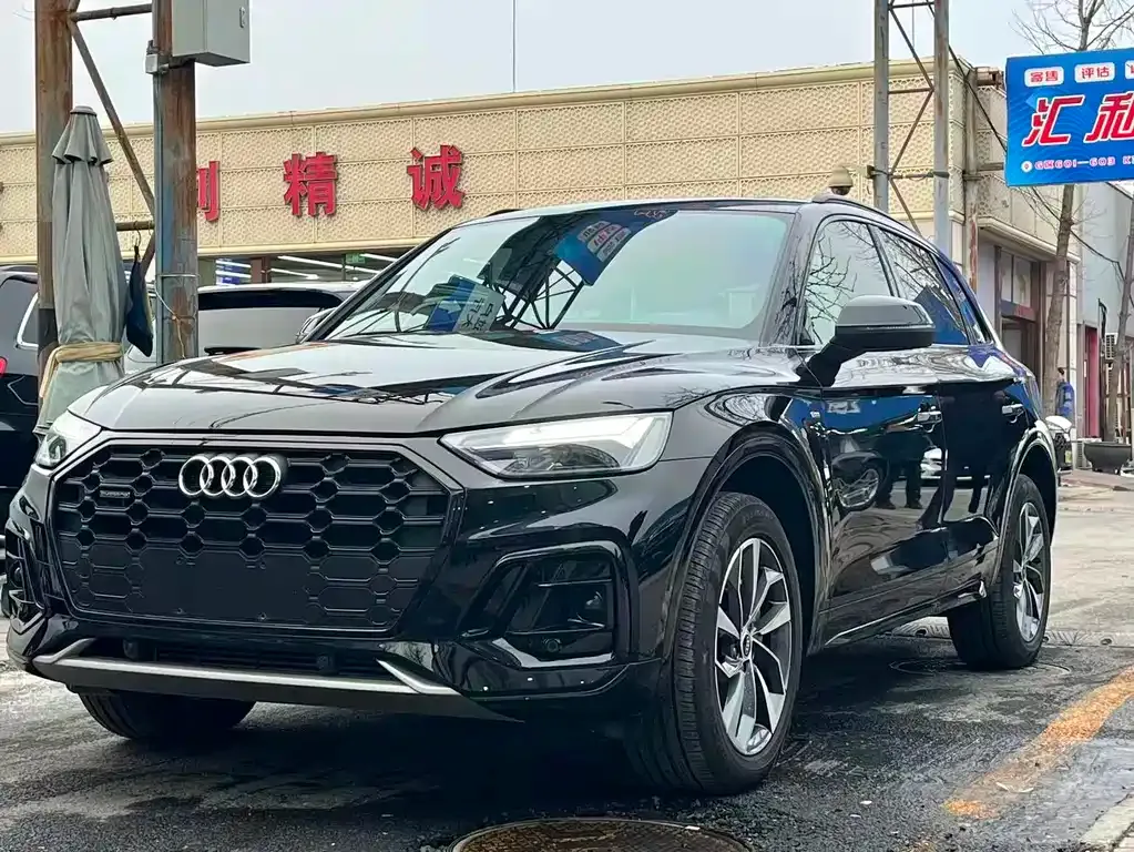 Audi Q5L 2023 из CN, фото 1