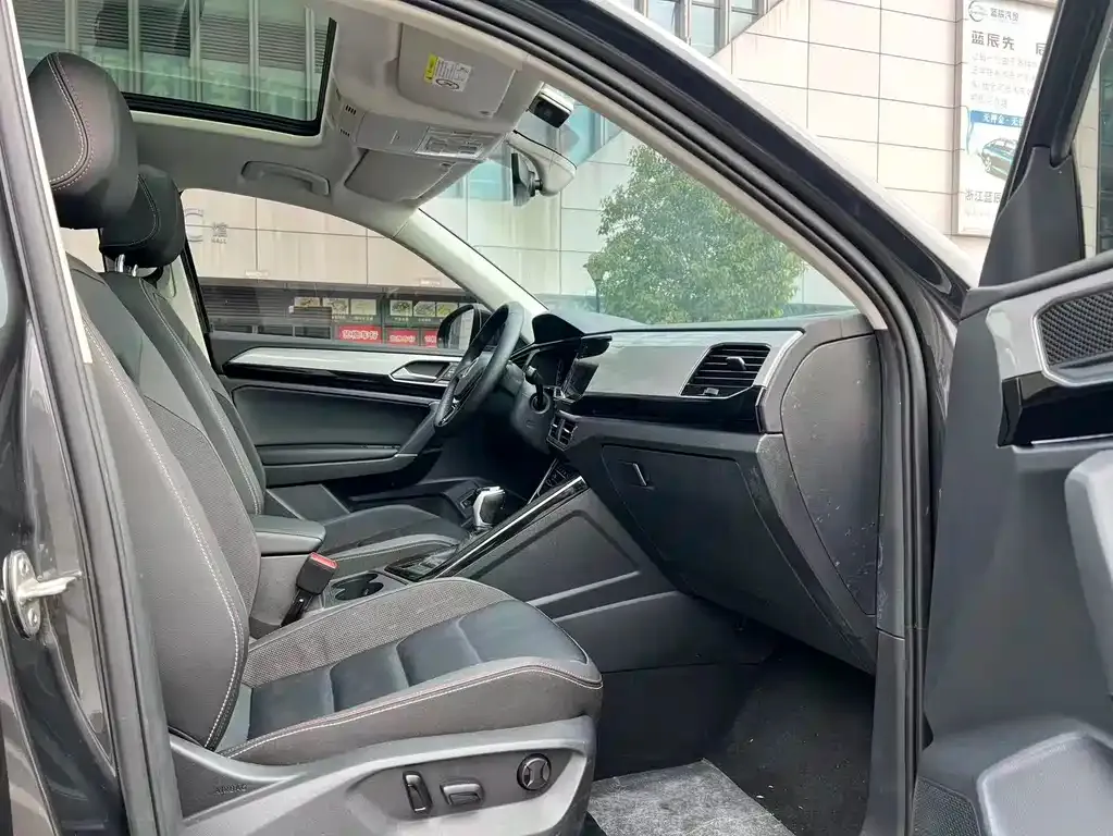 Volkswagen Tayron 2022 из CN, фото 6