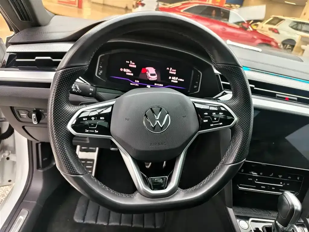Volkswagen CC 2023 из CN, фото 5