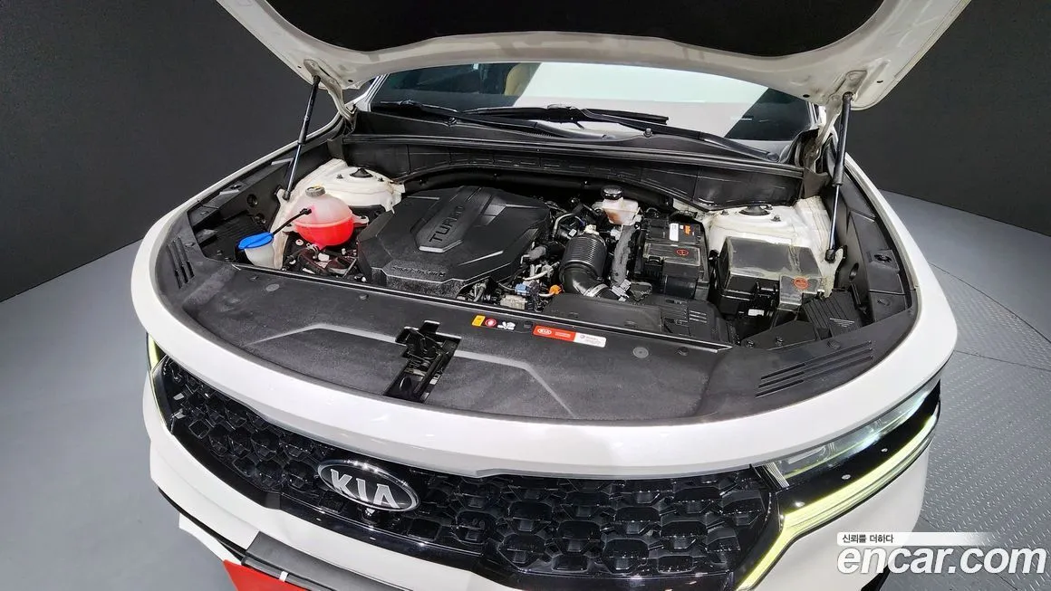 Kia Sorento — фото 9