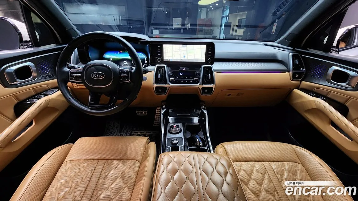 Kia Sorento — фото 10