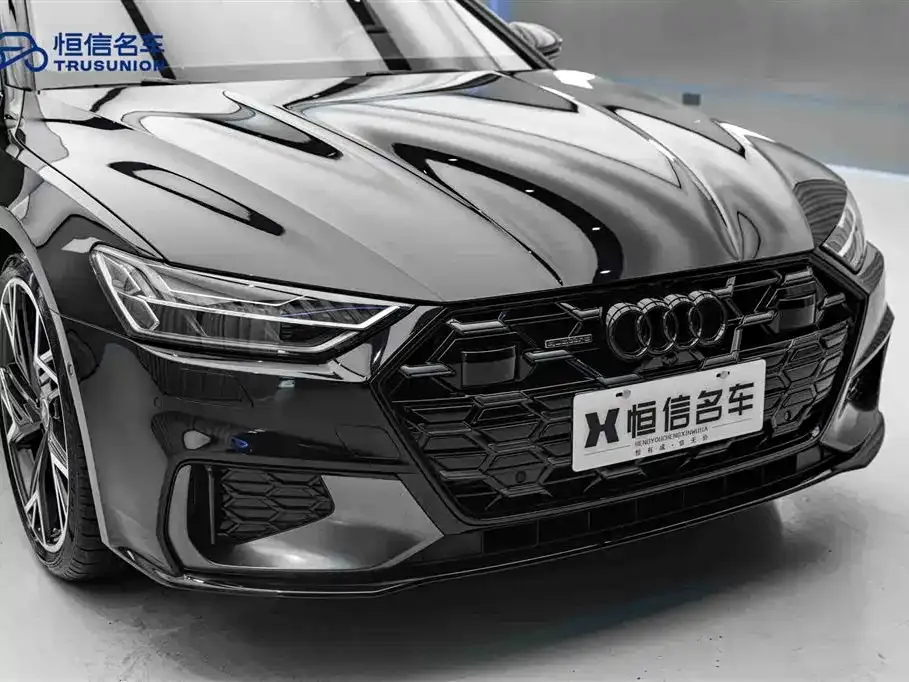 Audi A7L 2024 из CN, фото 9