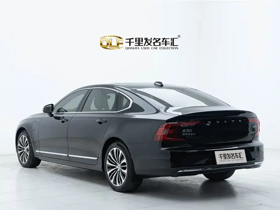 Volvo S90 PHEV 2024 из CN, фото 10