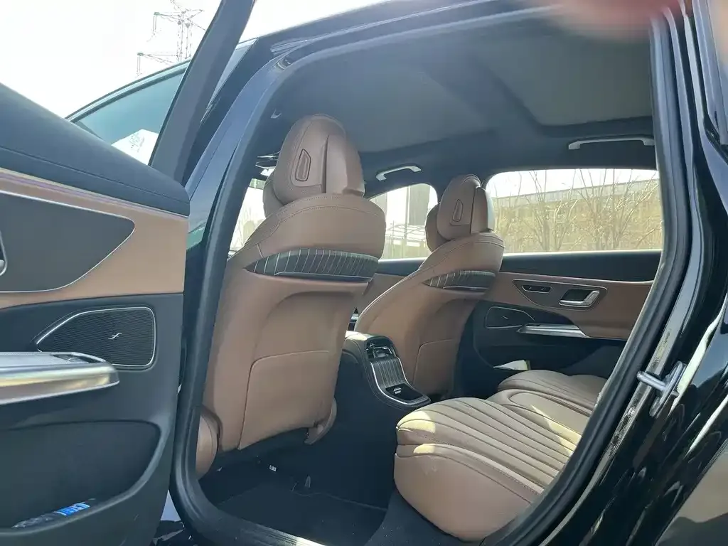 Mercedes-Benz E-Class New Energy — фото 3