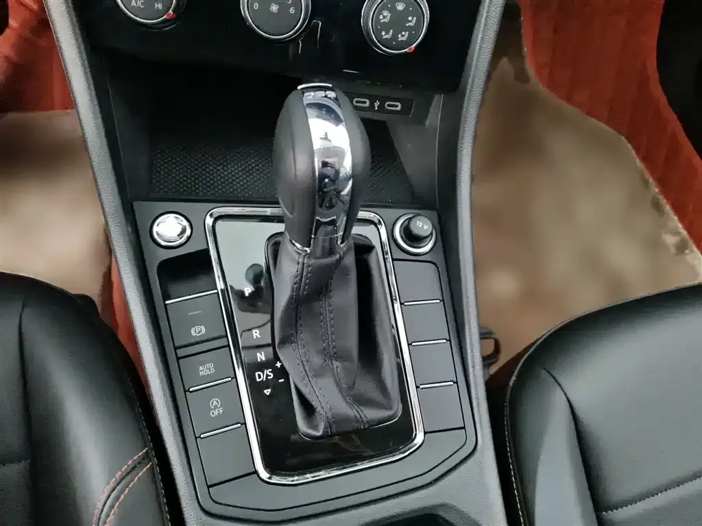 Volkswagen Bora 2025 из CN, фото 10