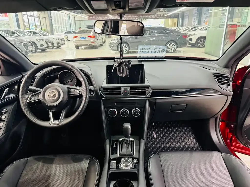 Mazda CX-4 2024 из CN, фото 8
