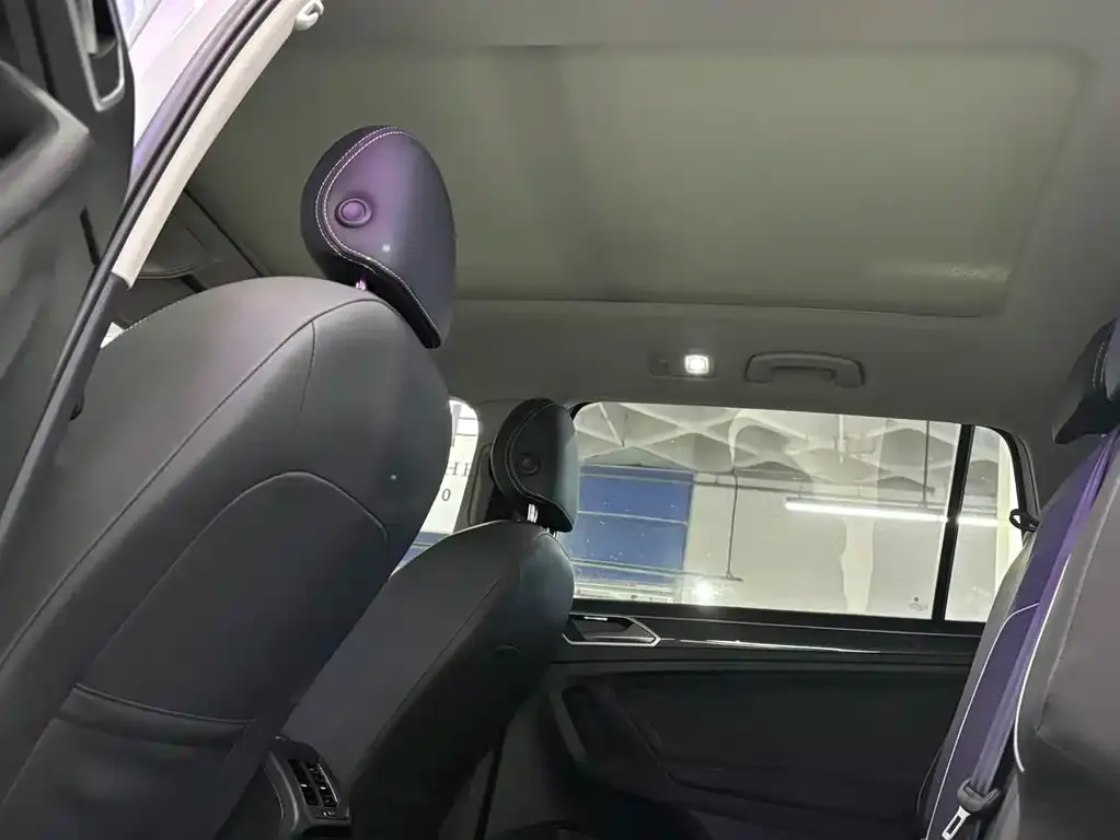 Volkswagen Tiguan L 2022 из CN, фото 5