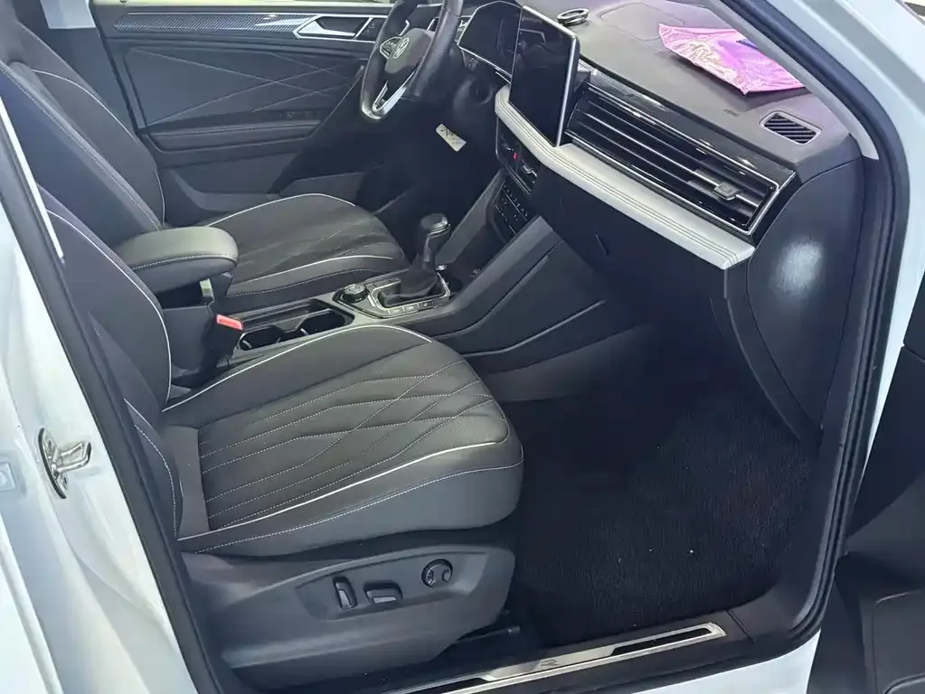 Volkswagen Tiguan L 2022 из CN, фото 8
