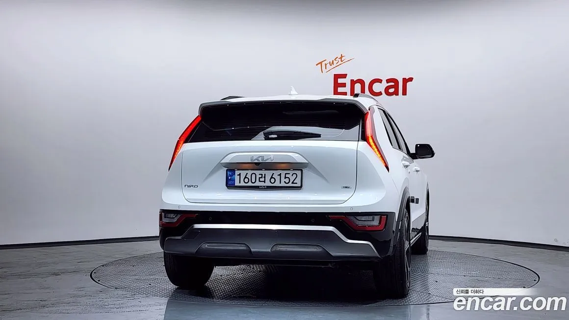 Kia Niro 2022 из KR, фото 2