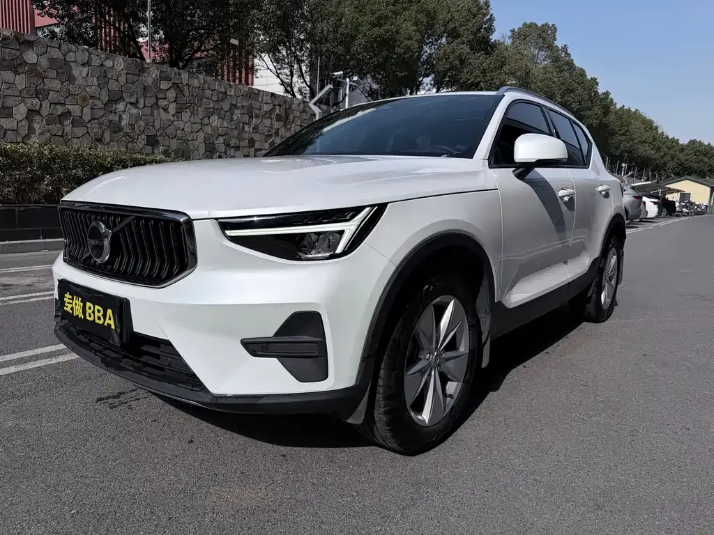 Volvo XC40 2022 из CN, фото 1