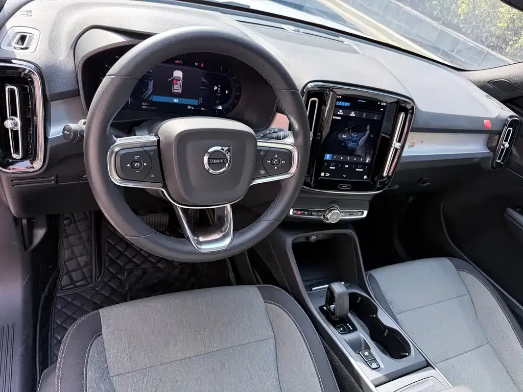 Volvo XC40 2022 из CN, фото 8