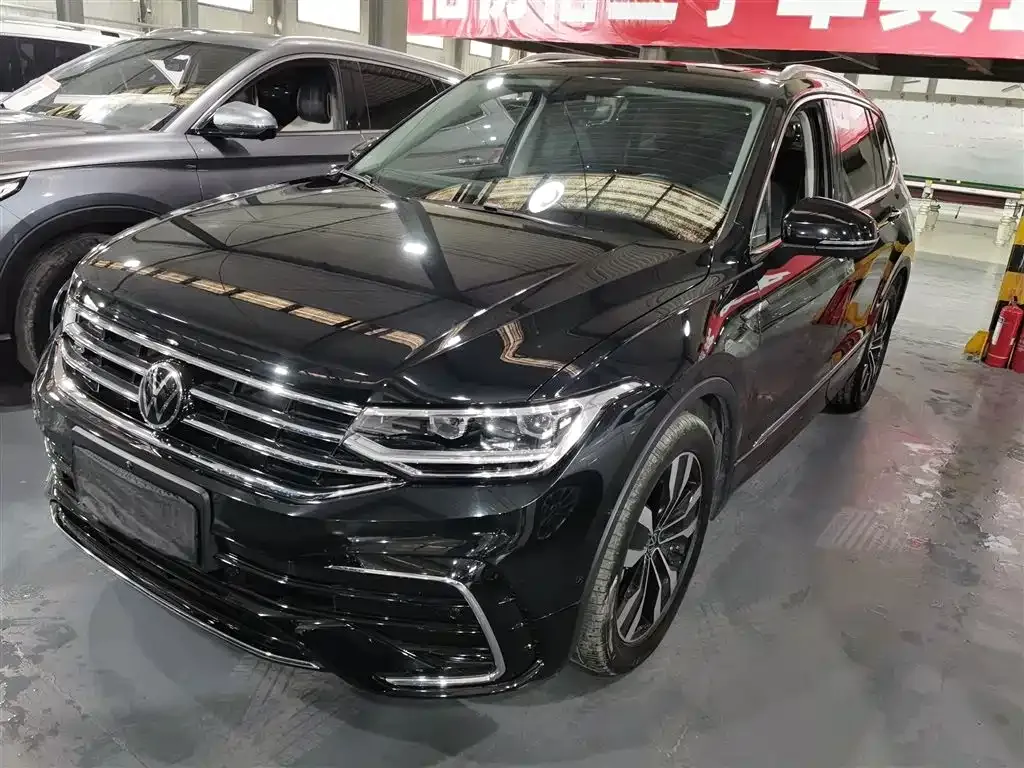 Volkswagen Tiguan L 2024 из CN, фото 2