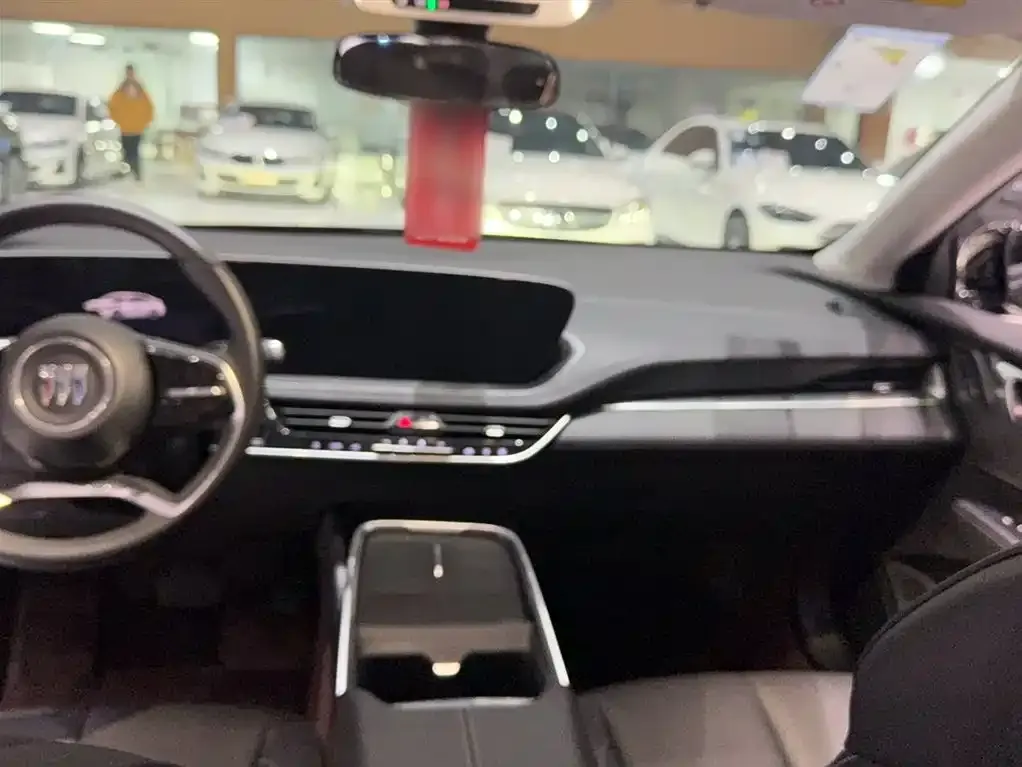 Buick LaCrosse 2024 из CN, фото 2