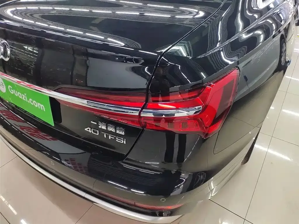 Audi A6L 2023 из CN, фото 4