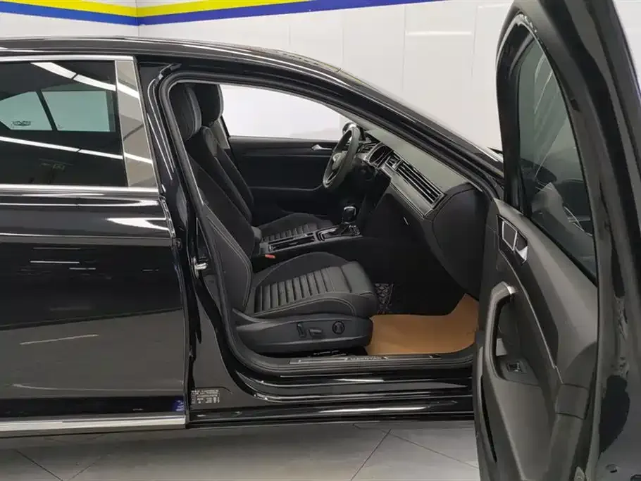Volkswagen Magotan 2021 из CN, фото 5