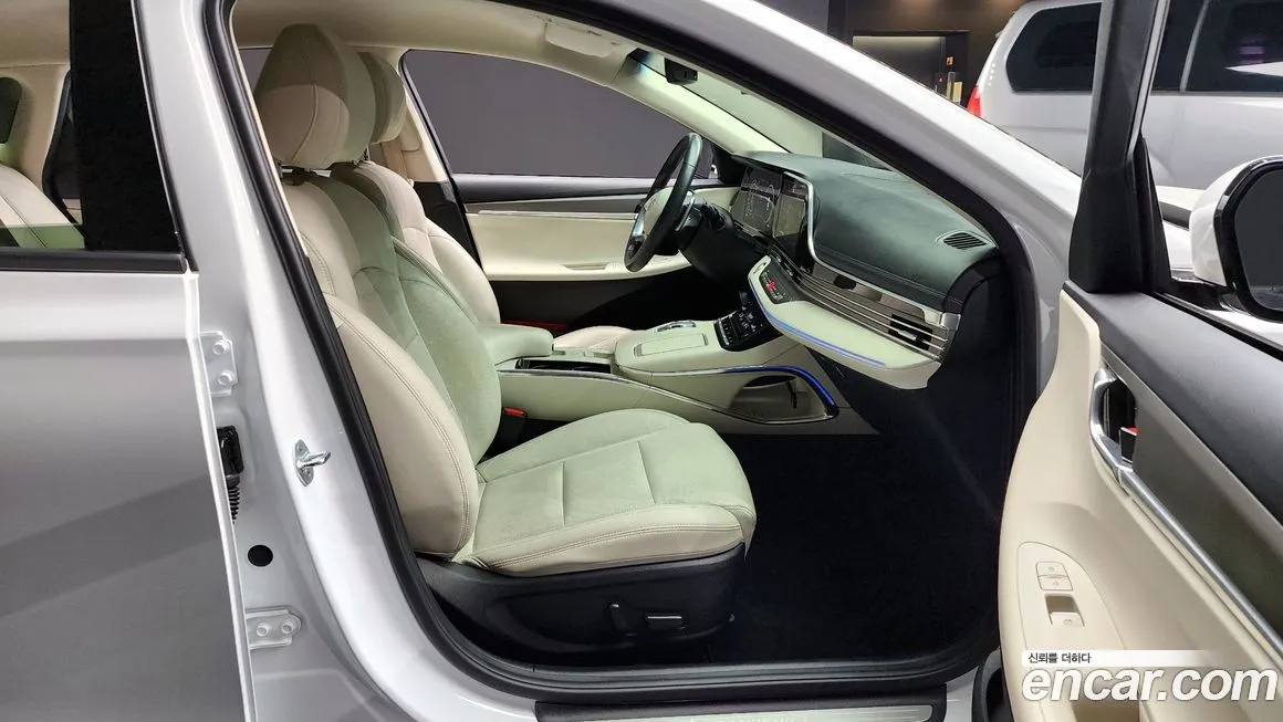 Hyundai Grandeur — фото 10