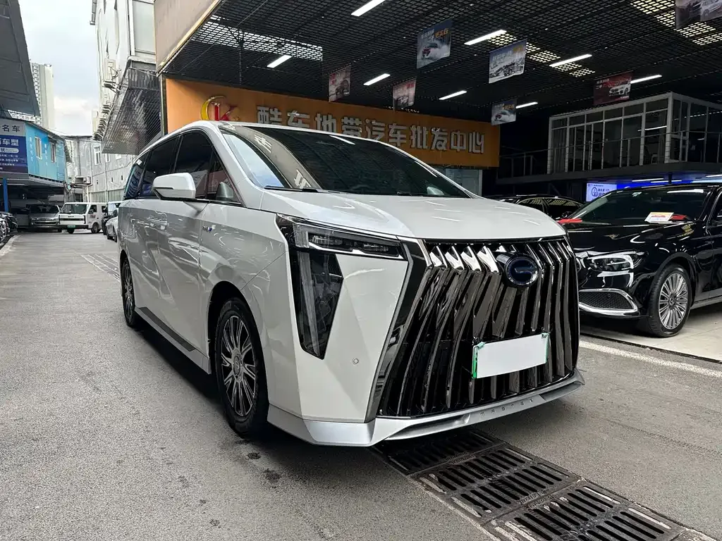 GAC Motor Trumpchi E9 — фото 7
