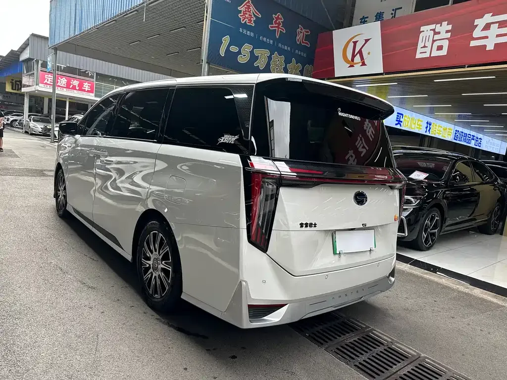 GAC Motor Trumpchi E9 — фото 10