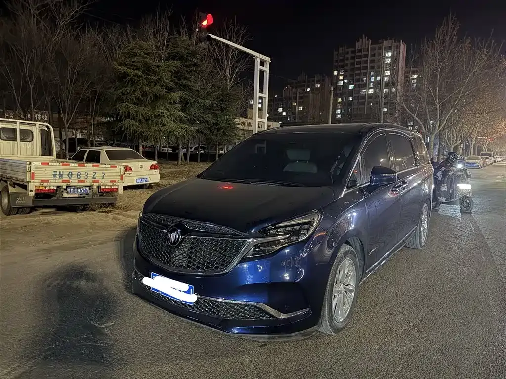 Buick GL8 2023 из CN, фото 1
