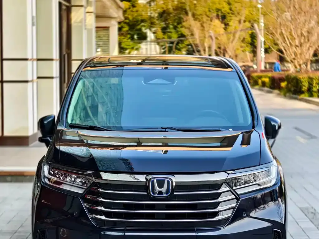 Honda Odyssey — фото 10