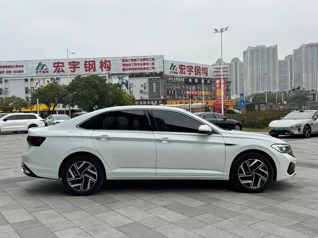 Volkswagen Sagitar 2024 из CN, фото 9