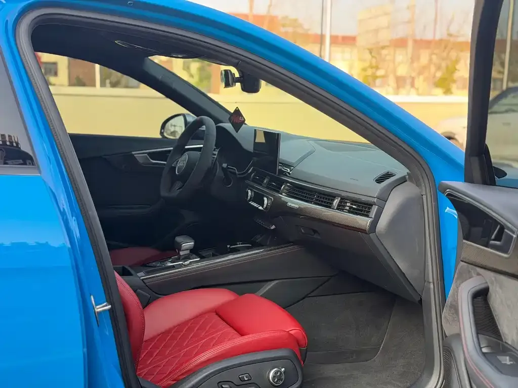 Audi S4 2021 из CN, фото 9