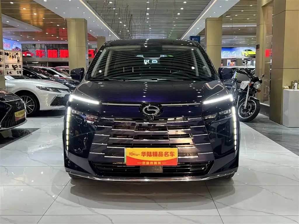 GAC Motor E8 Hybrid — фото 2