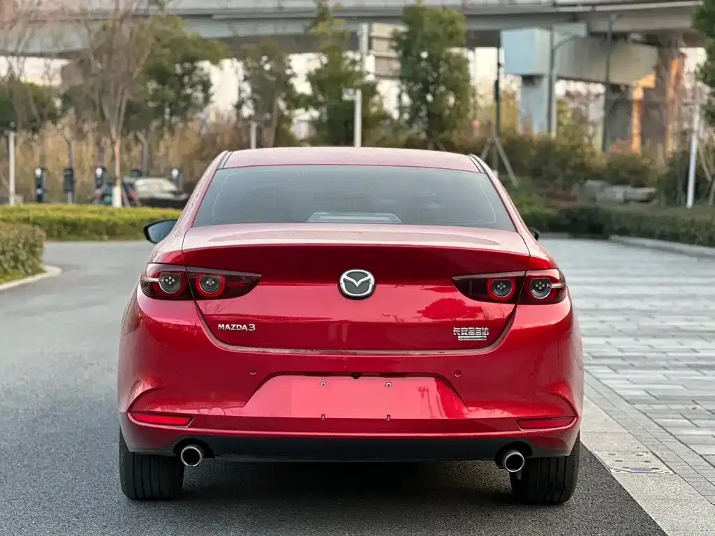 Mazda 3 Axela — фото 2