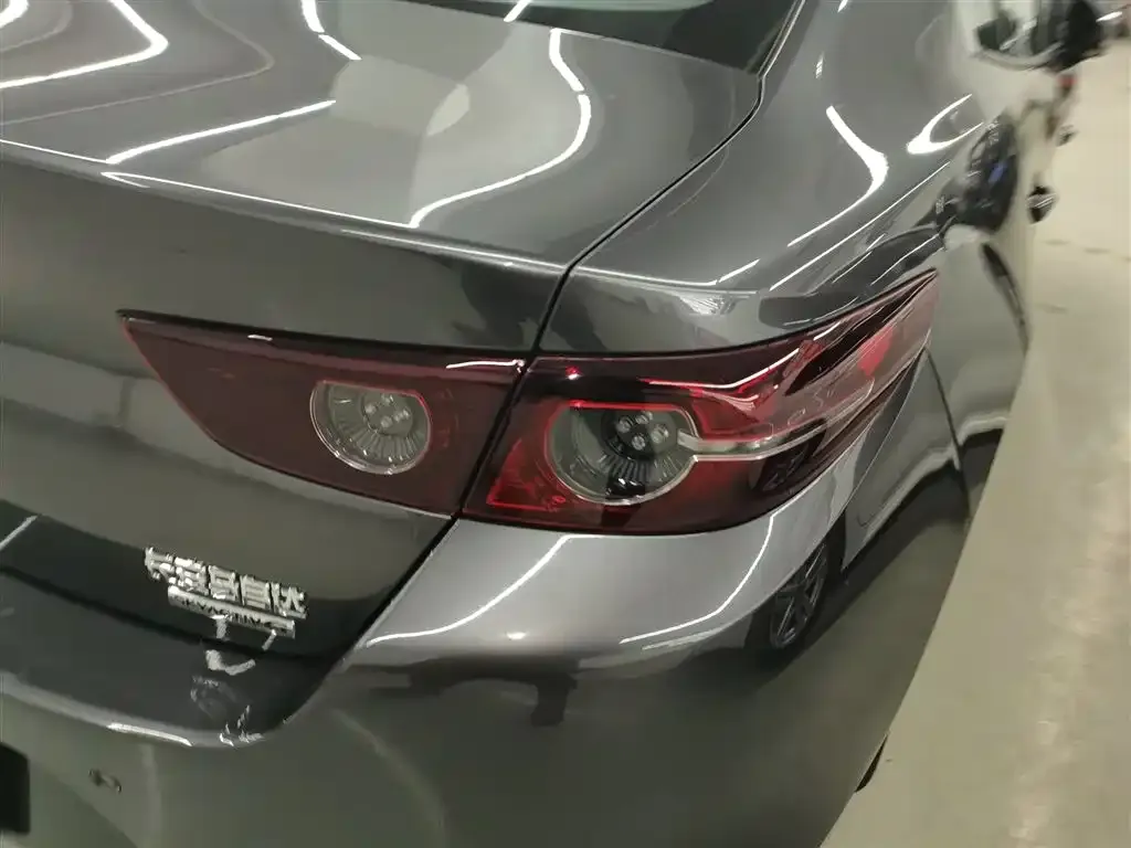 Mazda 3 Axela 2024 из CN, фото 3