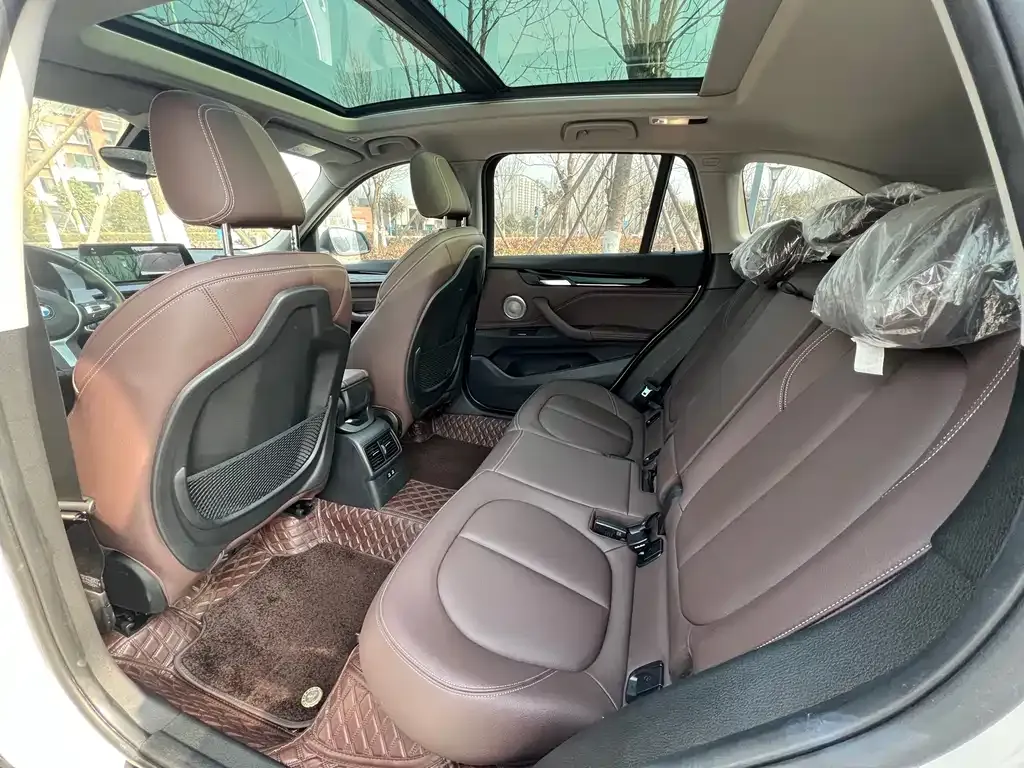 BMW X1 2023 из CN, фото 4