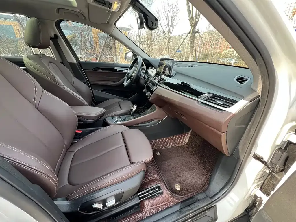 BMW X1 2023 из CN, фото 3
