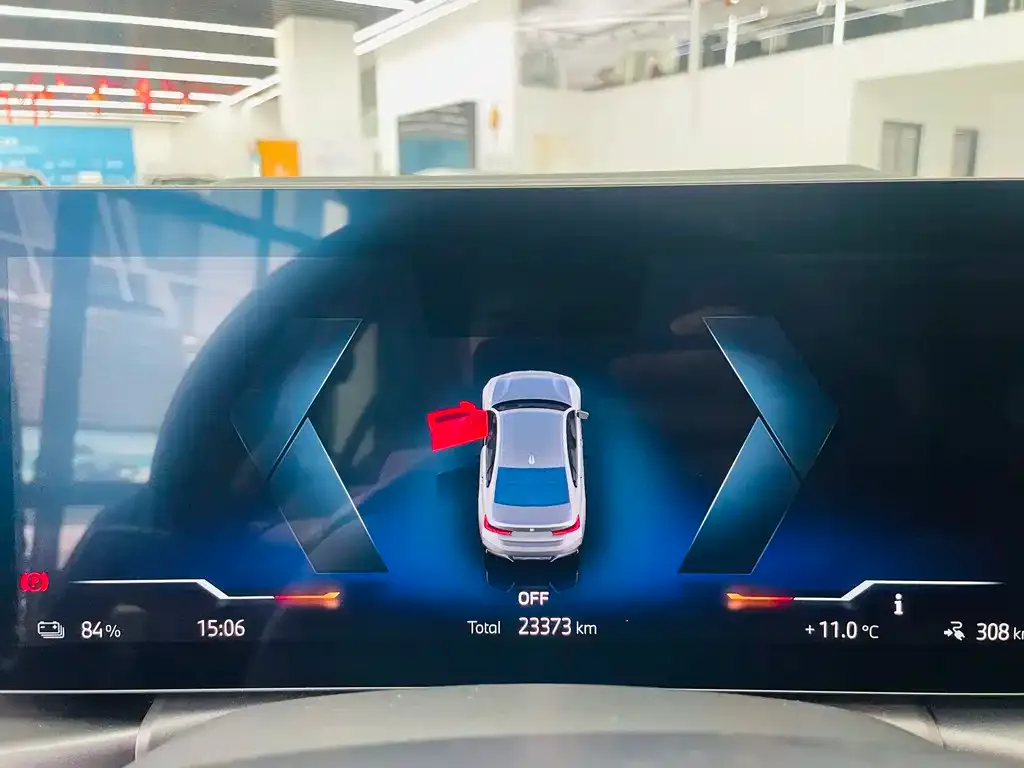 BMW i3 — фото 9