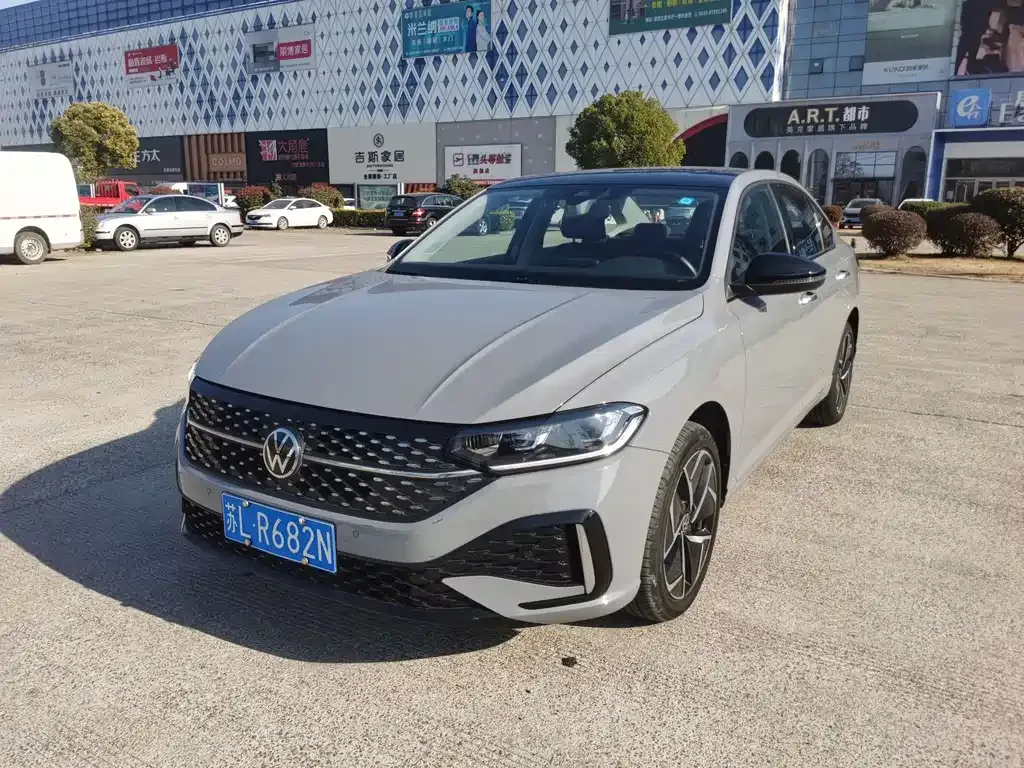 Volkswagen Lavida 2023 из CN, фото 1